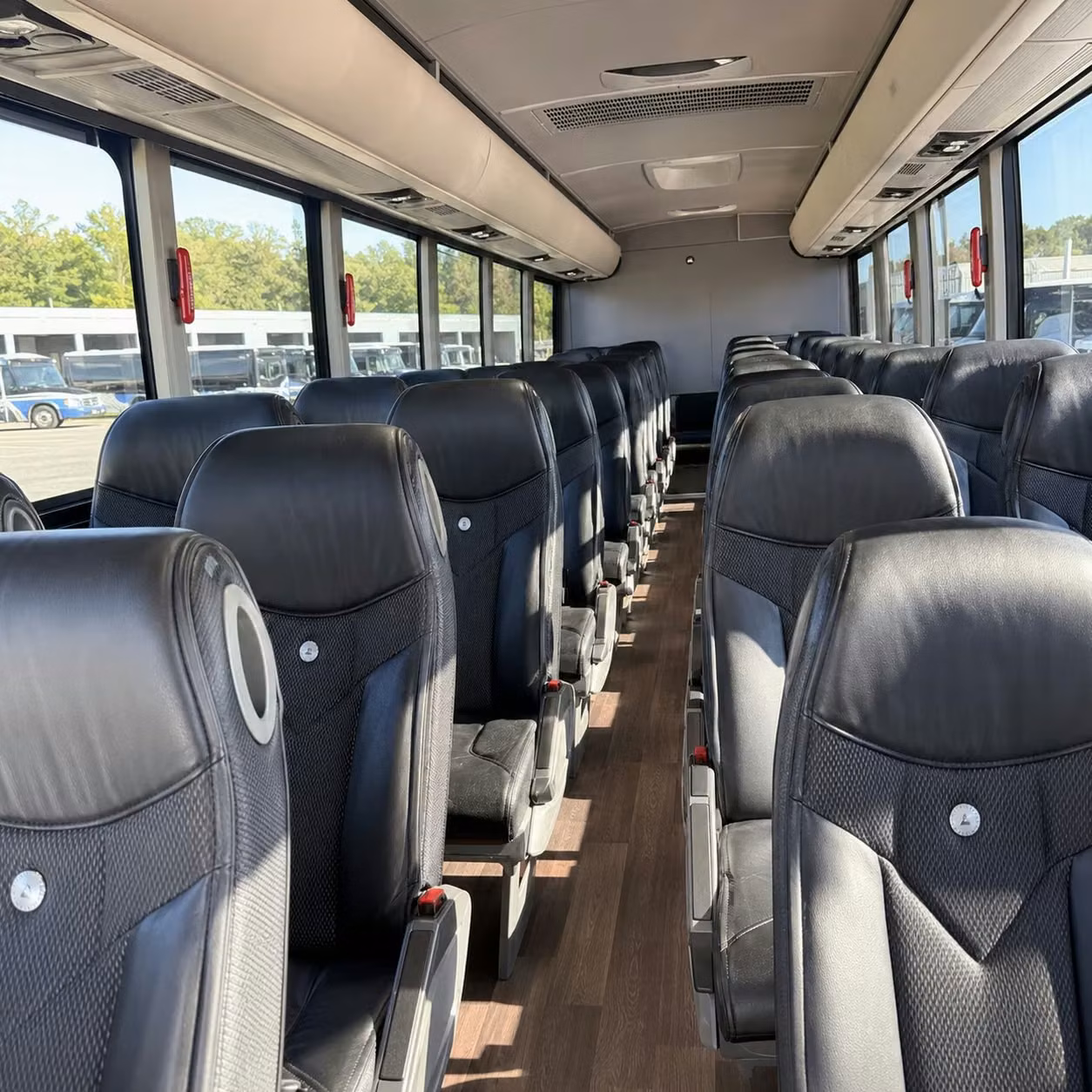parma charter bus